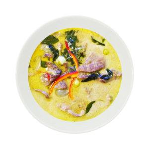 40 - KAENK KIEW WAAN NUA - Emincé de boeuf au curry vert et lait de coco